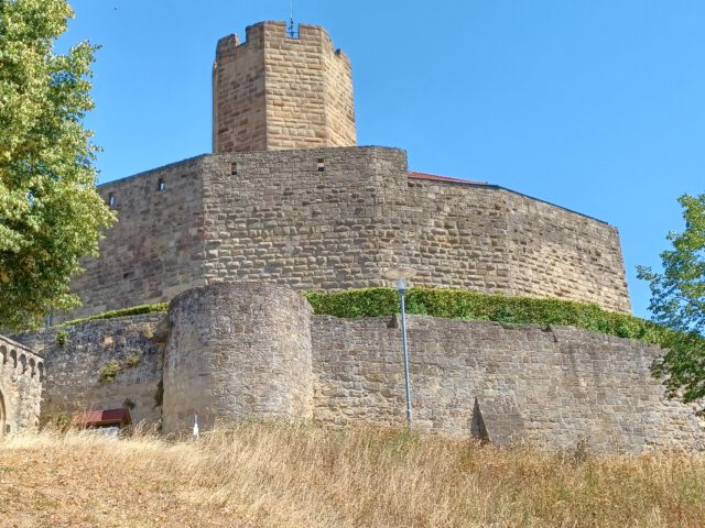 Burg Steinsberg über den Sachsweg